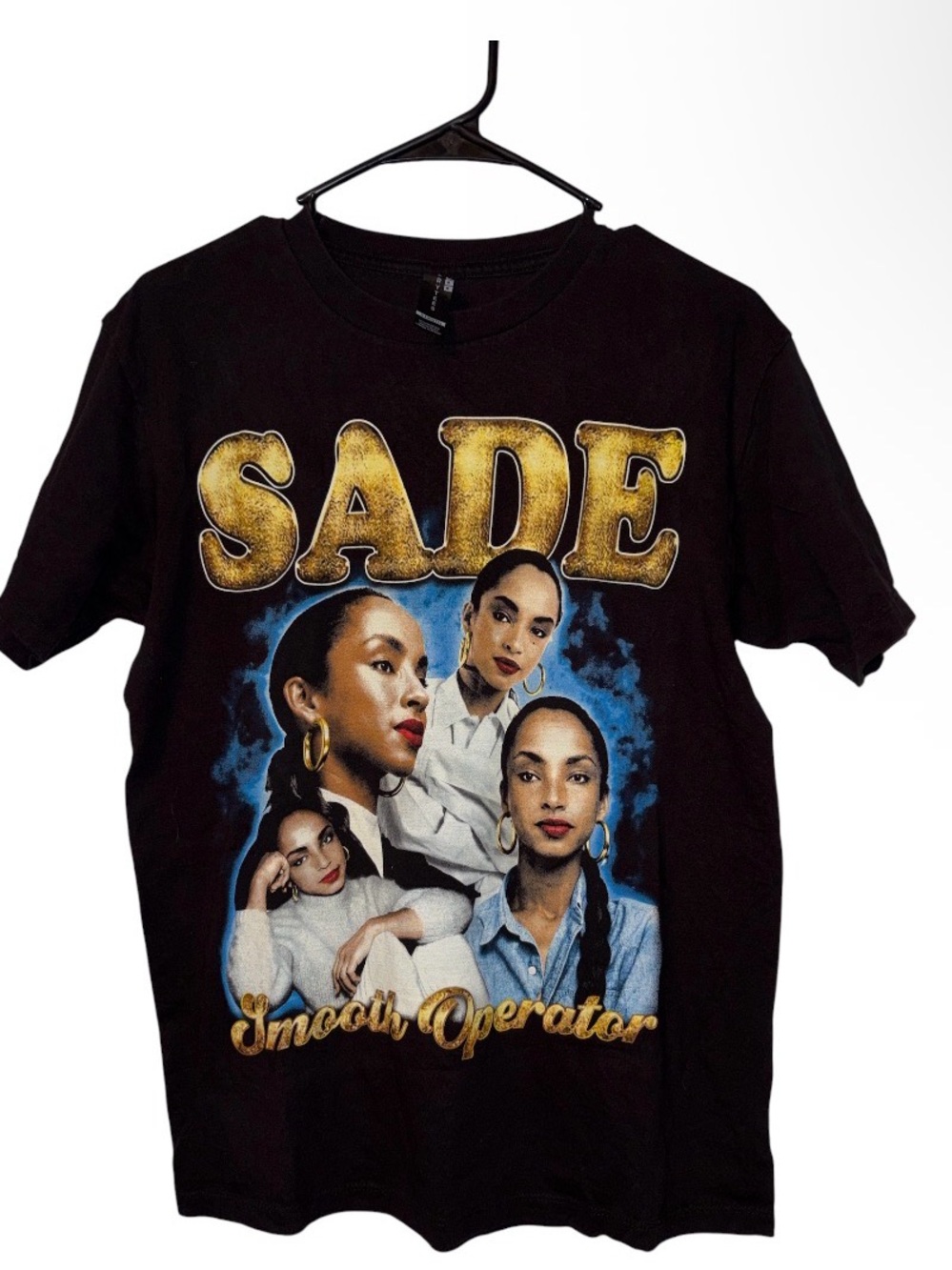 Sade Adu "Smooth Operator" Graphic T-Shirt Size Medium